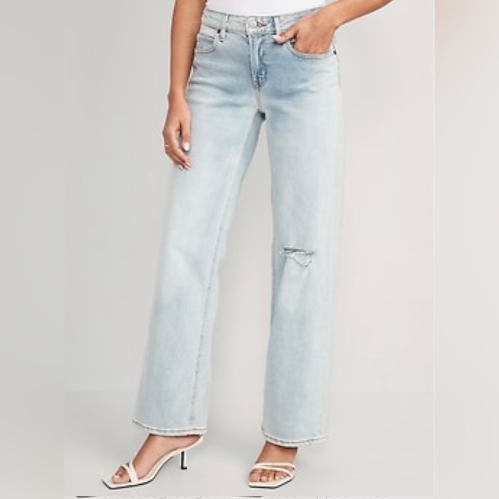 Mid-Rise Wide Leg Jeans